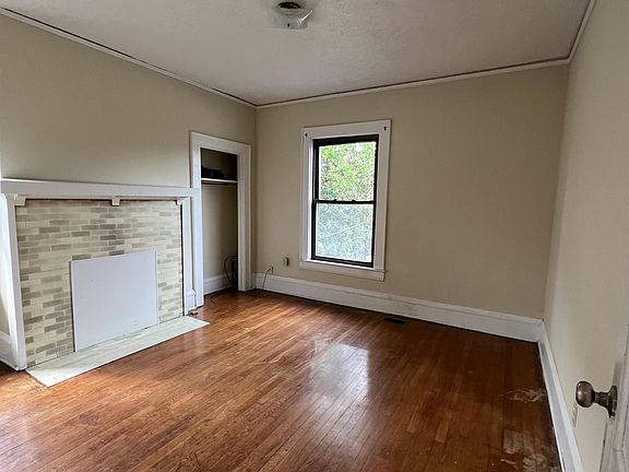 5th image of 1508 Lee St E #A