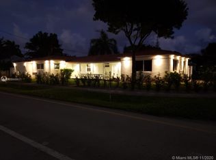 801 NE 5th St #2, Hallandale, FL 33009