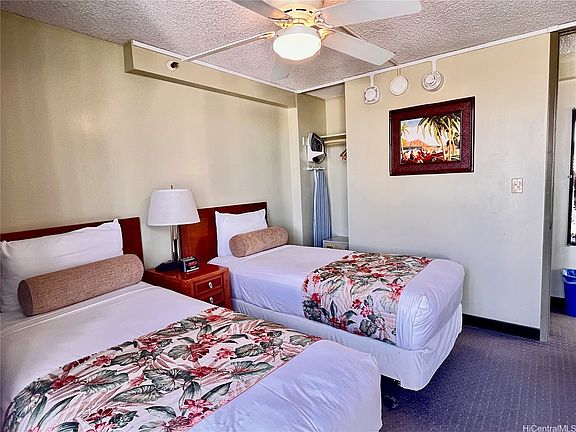 5th image of 2427 Kuhio Ave #2207
