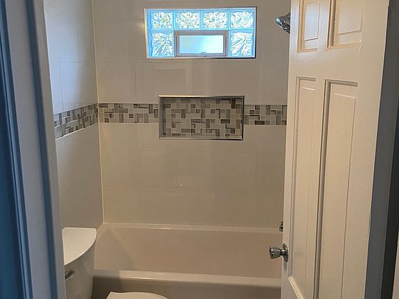 5th image of 1722 N Emerson Ave