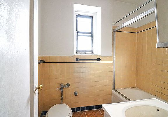 5th image of 31-21 54th St #6C