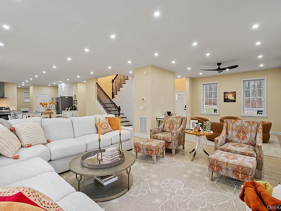 2nd image of 159 Rombout Road