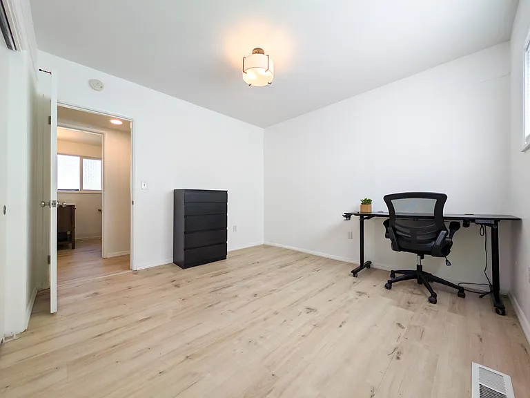 6025 NE Simpson St — Photo 19