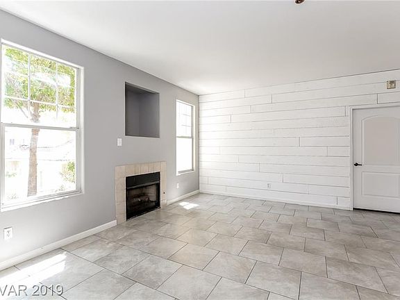 3rd image of 5855 Valley Dr Unit 1065