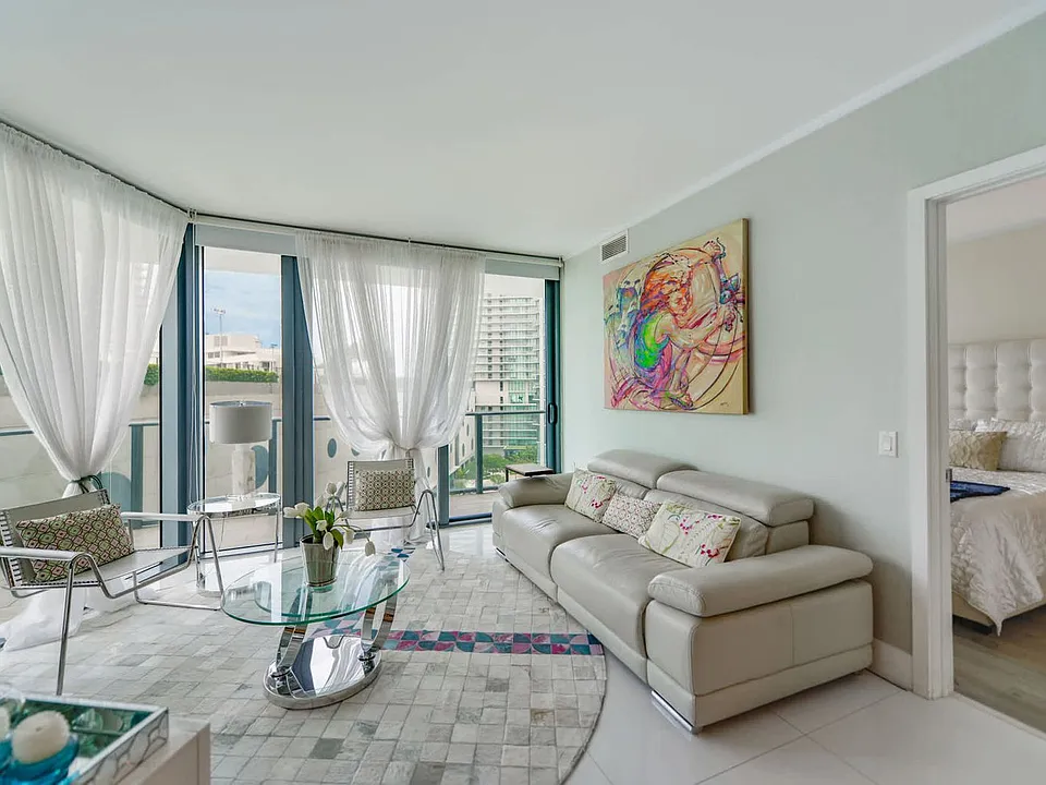 501 NE 31st St #6-ID1578024P