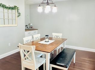 17 Kershaw Rd, West Roxbury, MA 02132