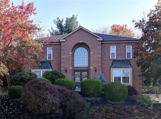 9970 Parkland Dr, Wexford, PA 15090