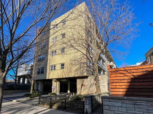 530 W Barry Ave APT 4D, Chicago, IL 60657