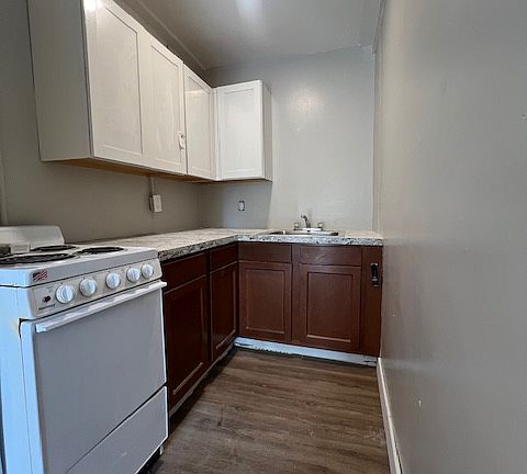 3rd image of 1848 Orangeburg St #B