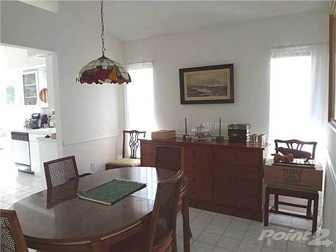 5th image of 1012 Harbor Town Dr