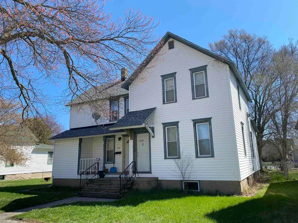 1418 8th St, Marinette, WI 54143