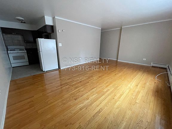 2nd image of 1515 W Morse Ave #3306