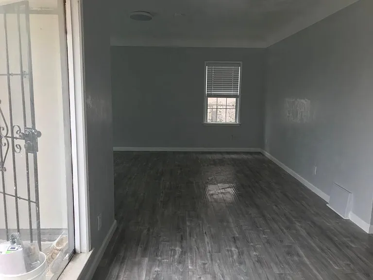 1687 E Market St — Photo 4