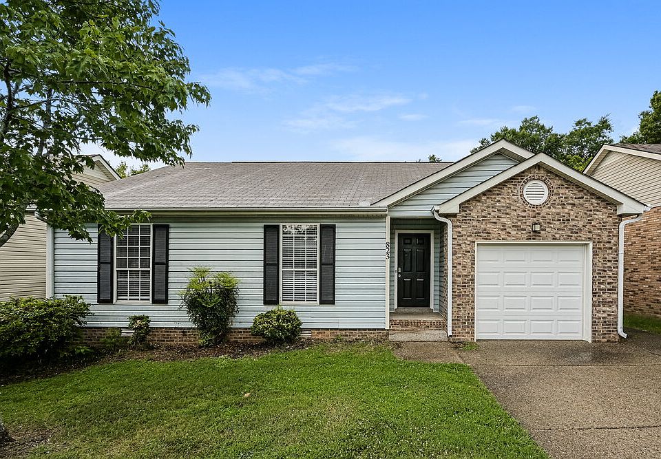 1st image of 823 Neelys Chase Dr