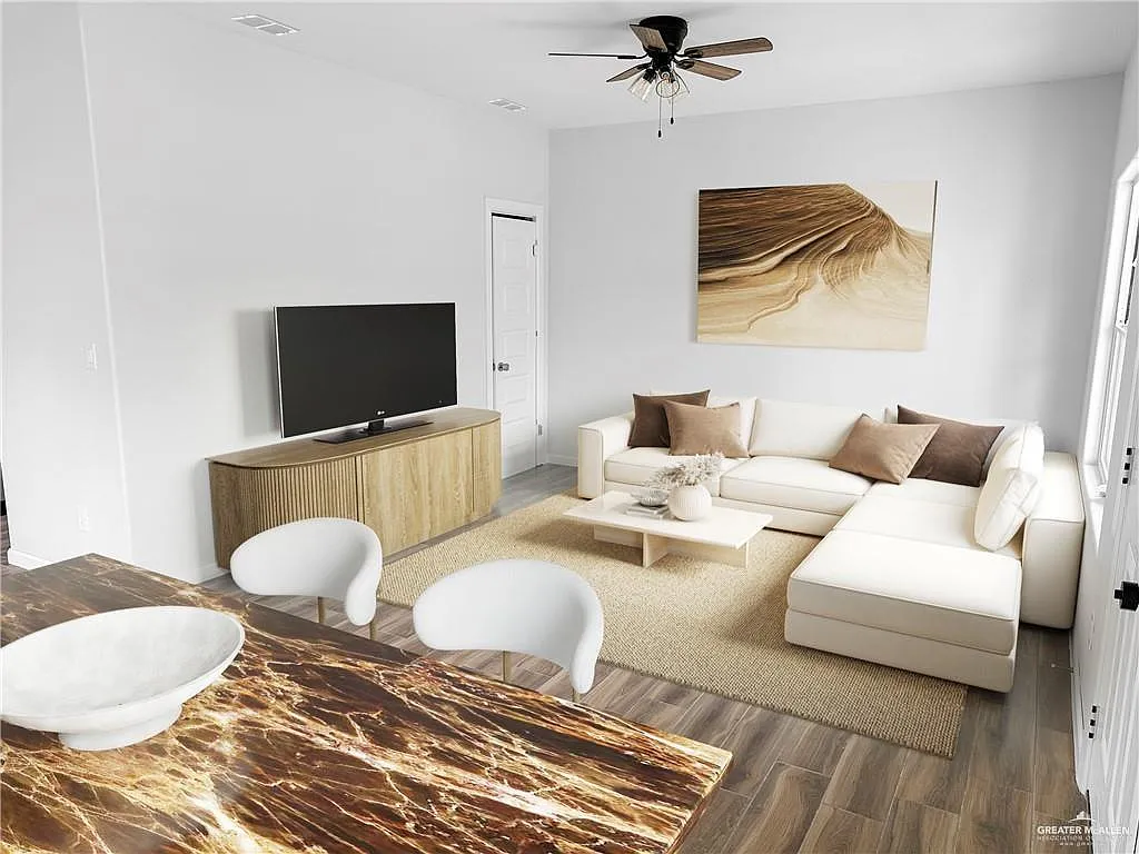 2 bed, 2.5 bath, 1077 sqft, $1,670 — Photo 3