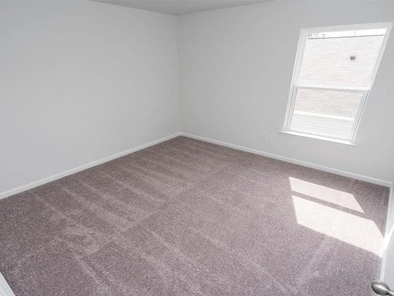 1028 Flintshire Dr — Photo 10