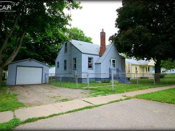 2nd image of 1425 Carman St