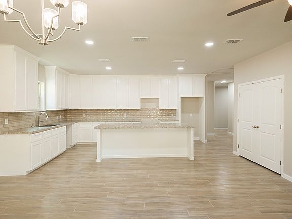 5th image of 2908 Ibiza Ct