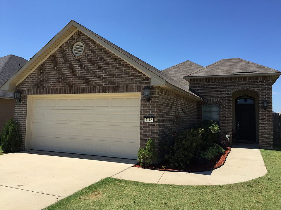 1st image of 3716 Sabine Pass Dr