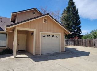 820 Cally Ct APT 4, Redding, CA 96003