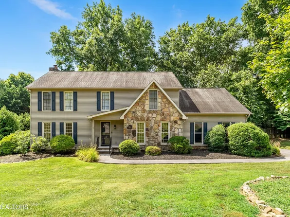 404 Clover Fork Dr, Knoxville, TN 37934