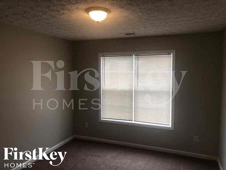 1813 Alcovy Springs Ln — Photo 14