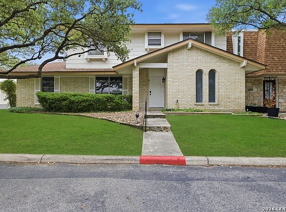 2nd image of 6106 Vance Jackson Rd APT 1