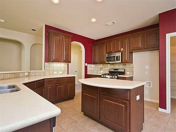 5th image of 7816 Wisteria Valley Dr