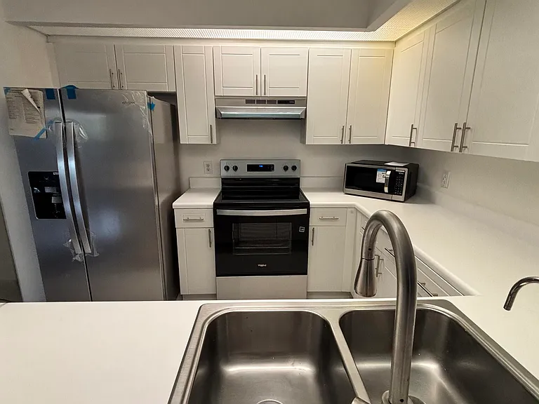 1001 SW 141st Ave #311K — Photo 6