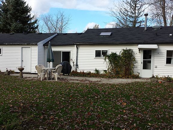 Large back yard + patio
