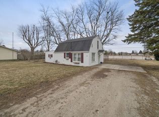 1525 E 24th St, Muncie, IN 47302