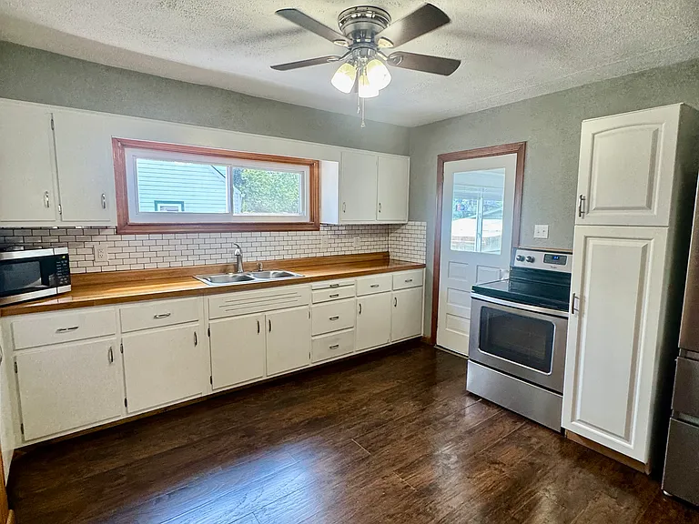 1537 Mount Pleasant Connell Rd — Photo 15