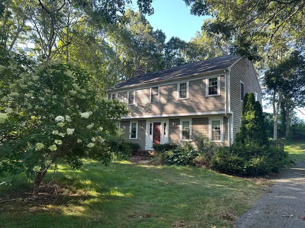 8 Deep Wood Drive, Forestdale, MA 02644