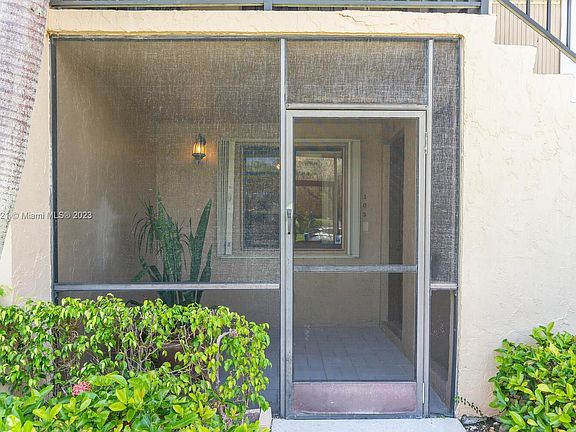 4th image of 334 Lakeview Dr APT 103