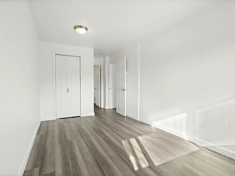 Boulevard 99 Apartments — Photo 14