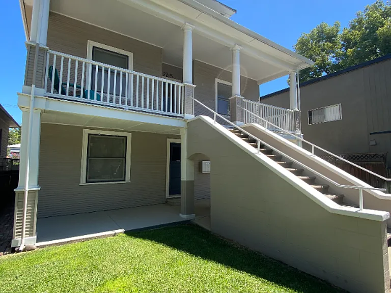 2215 P St — Photo 2