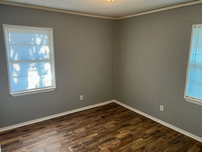 6255 Memphis Ave — Photo 13
