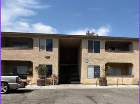 2775 Twistingbow Ln, Las Vegas, NV