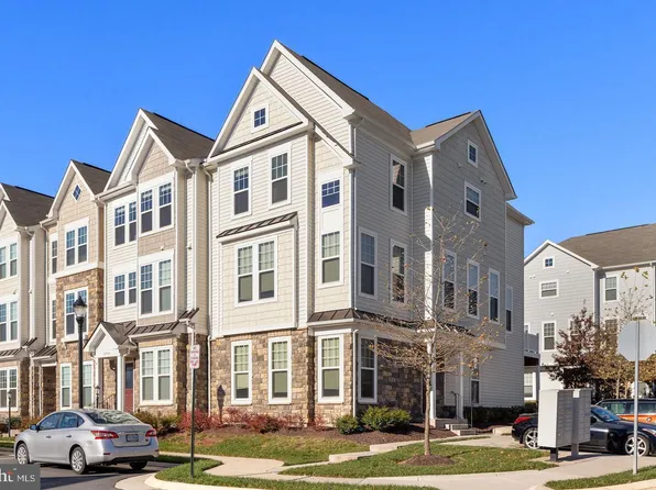 23595 Kingsdale Ter, Ashburn, VA 20148