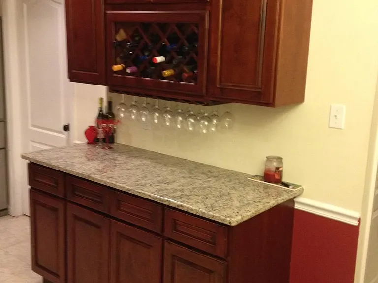 1009 Princeton Pl — Photo 4