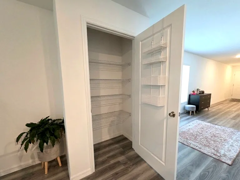 5220 Berry Bay Ave #5220 — Photo 37