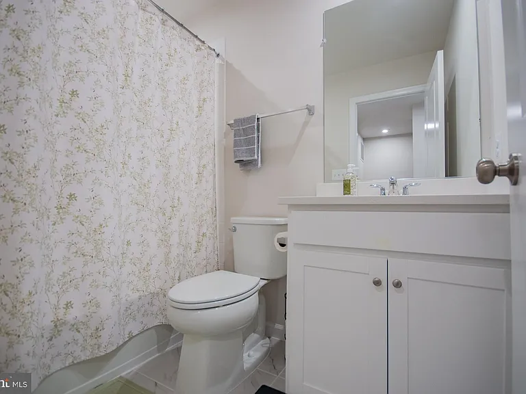34 Coolidge Ave — Photo 22
