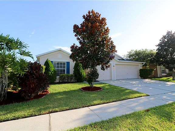 2nd image of 843 Belhaven Dr