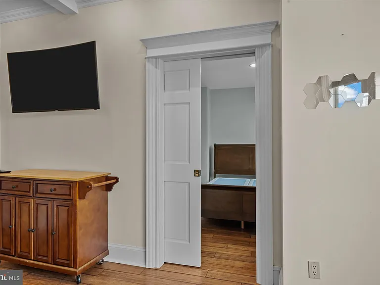 2135 Walnut St #1202 — Photo 15