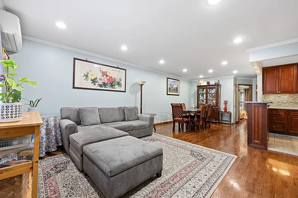 Sold by Keller Williams Realty Gold Coast | media 1