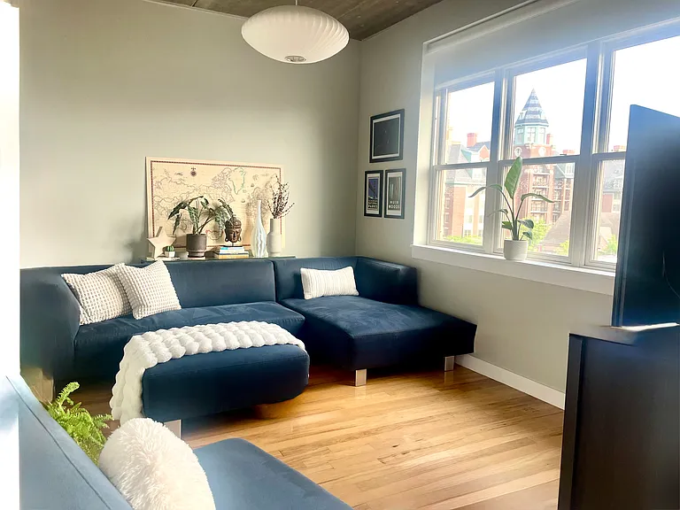 Living Space/Den/Office