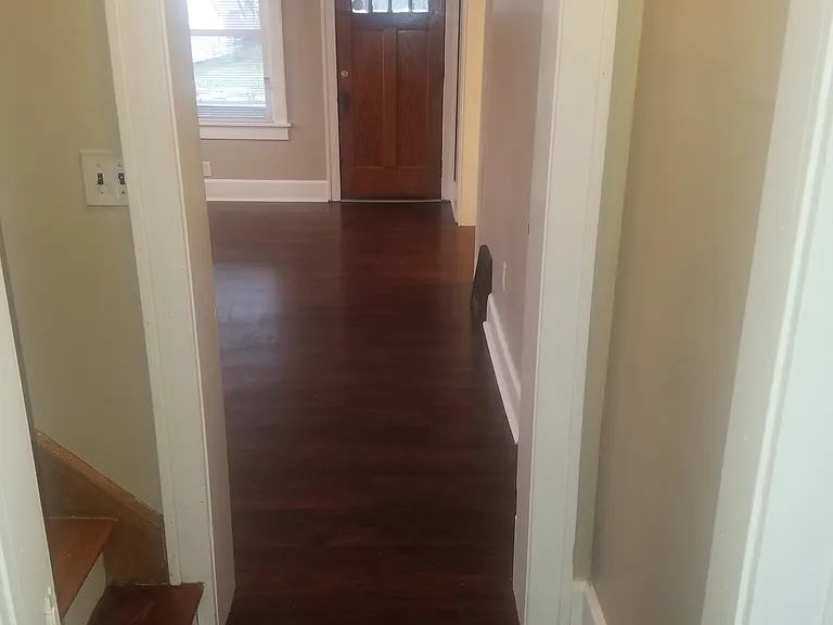 922 11th St NE — Photo 6