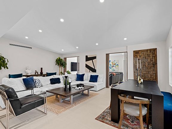 5th image of 131 Bryn Mawr Drive