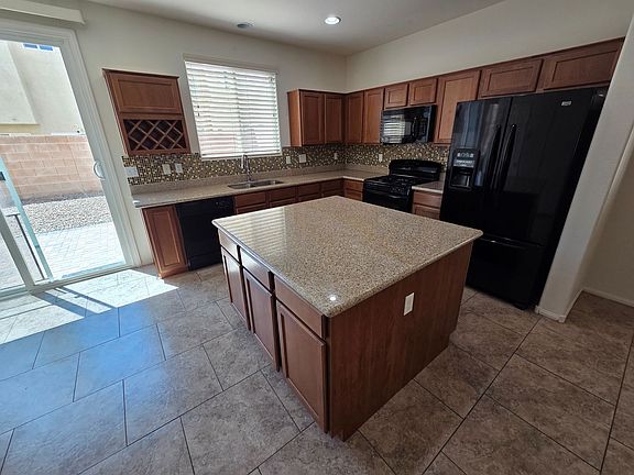 4th image of 8521 Kellman Ave