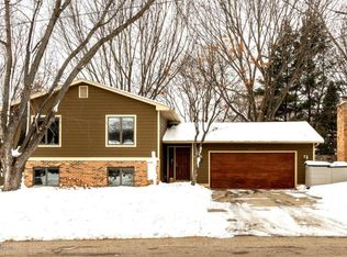 4017 11th Ave NW, Rochester, MN 55901